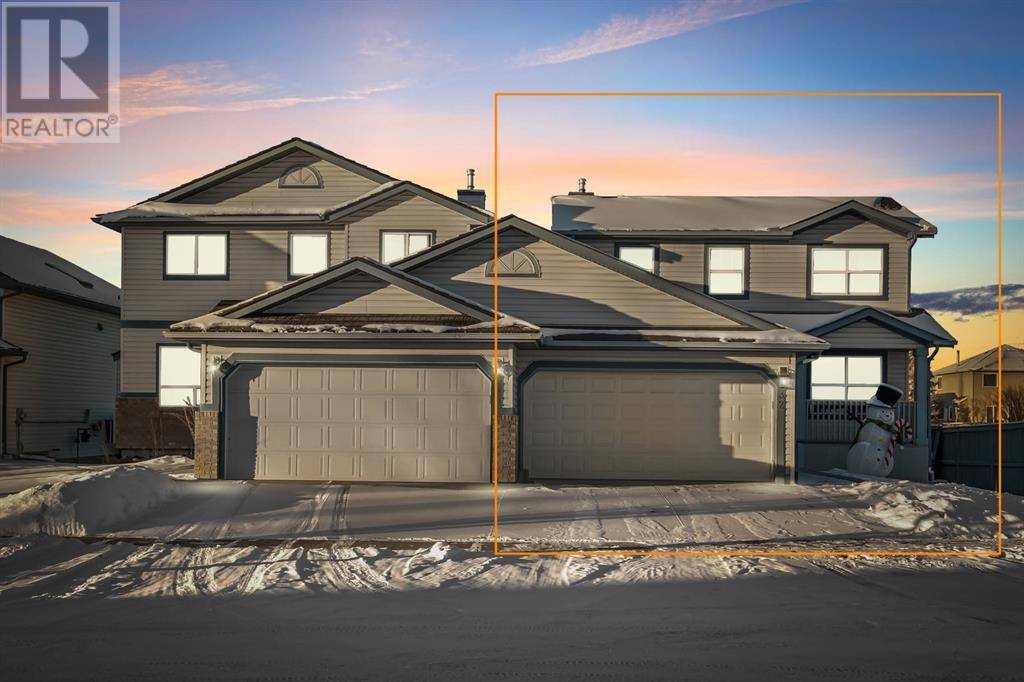 Airdrie, AB T4B2N5,32 Canoe Square SW