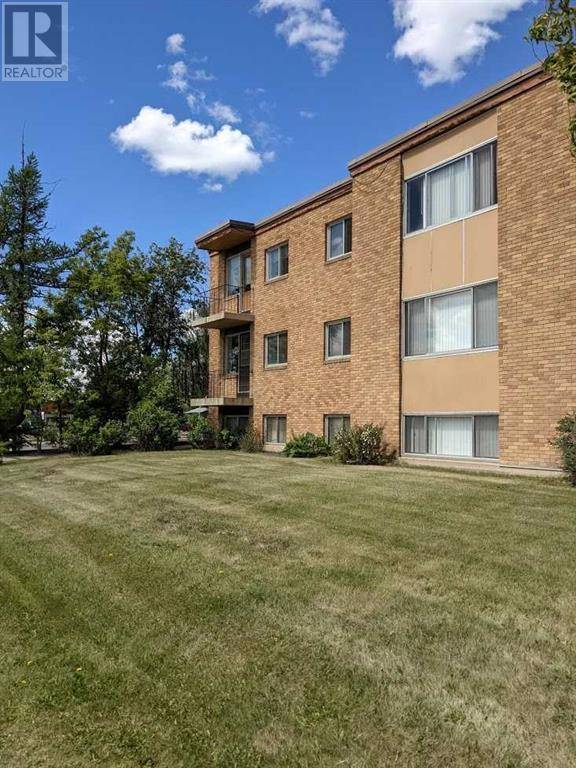 Grande Prairie, AB T8V1G9,303, 9926 105 Avenue