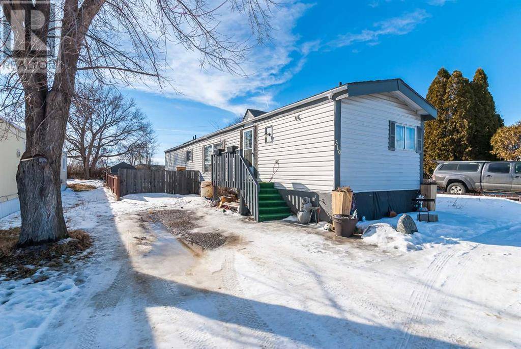 Medicine Hat, AB T1A7Z4,319 Fleet Street SW
