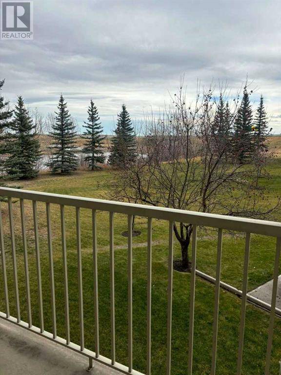 Calgary, AB T2Y4M1,212, 5000 somervale Court SW