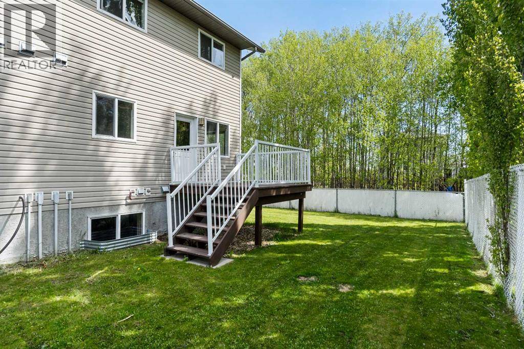 Whitecourt, AB T7S1C3,1, 71 Rodeo Way