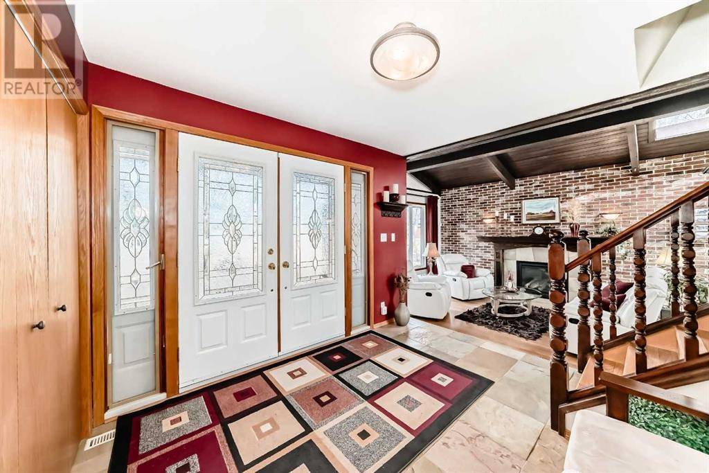 Chestermere, AB T1X0M6,110 LAKE ERE Estates