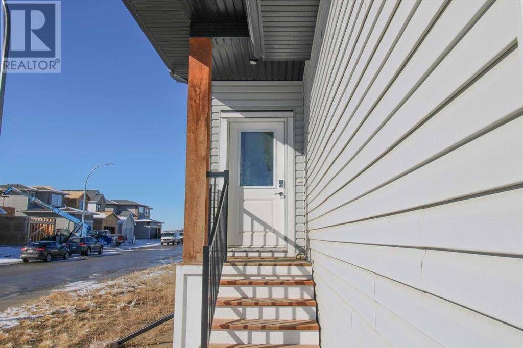 Lethbridge, AB T1J5S6,2 Miners Road W