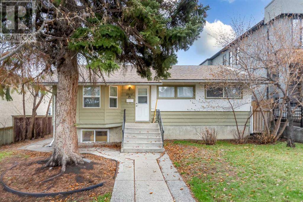 Calgary, AB T3E3J6,2822 40 Street SW