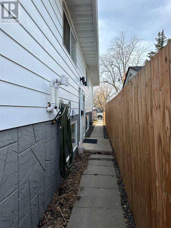 Calgary, AB T2C0Y6,7446 & 7448 24 Street SE