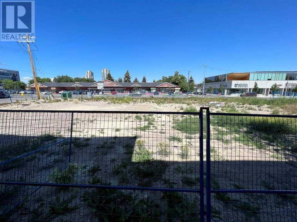 Calgary, AB T3E2M8,1903/1907 31 Street SW