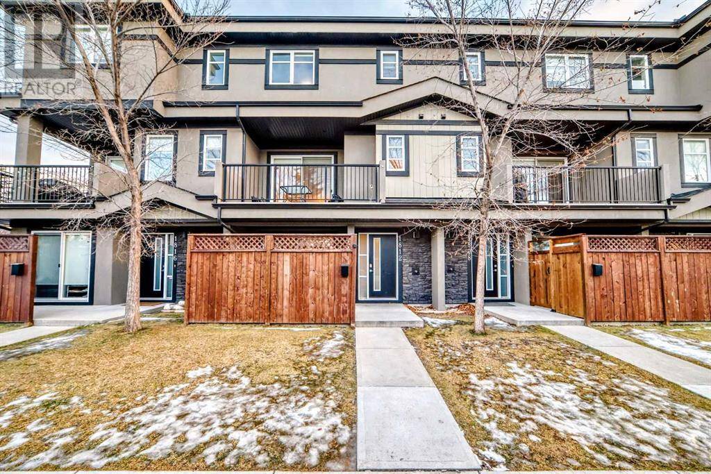 Calgary, AB T3B0P5,1812 47 Street NW