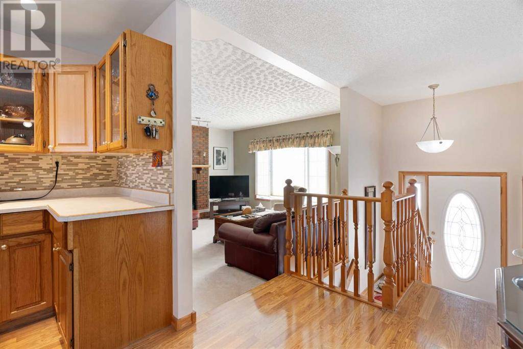 Fort Mcmurray, AB T9K2E2,117 Ball Place