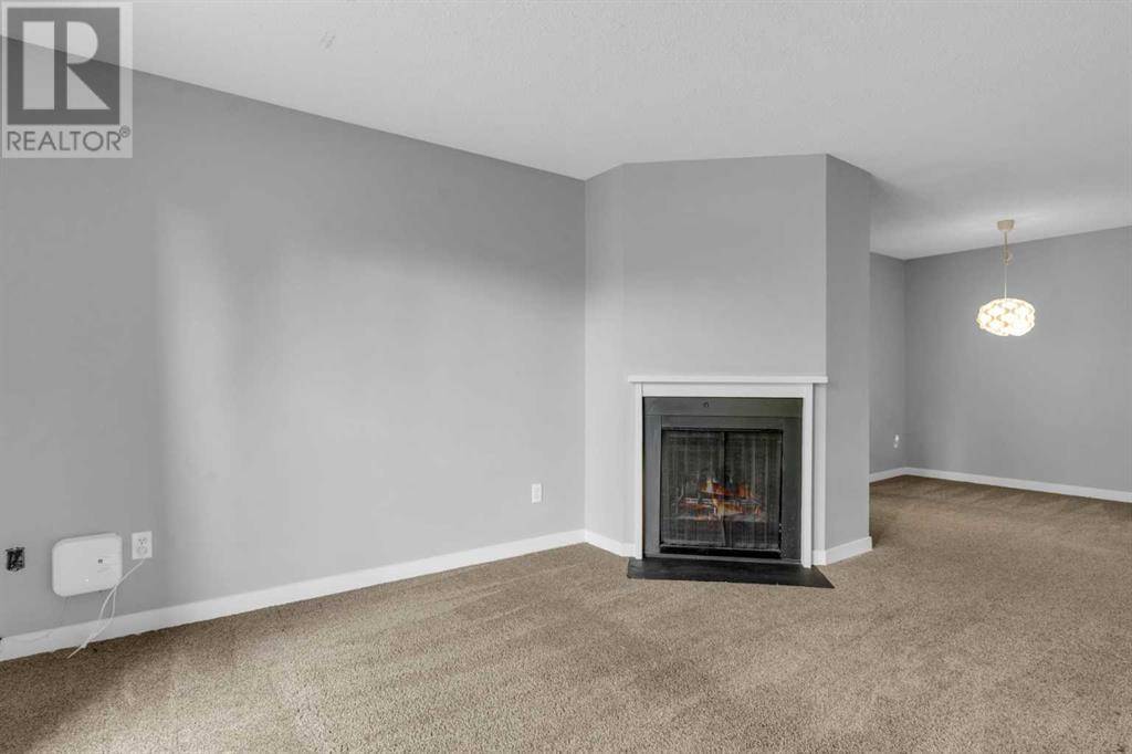 Calgary, AB T2W2T6,9203, 315 Southampton Drive SW