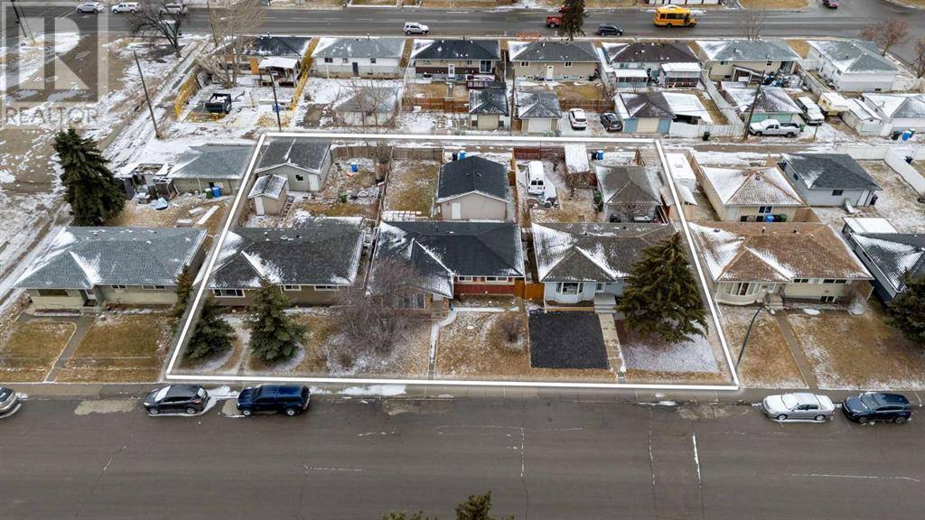 Calgary, AB T2A1N4,1713,1717,1721, 45 Street Street SE