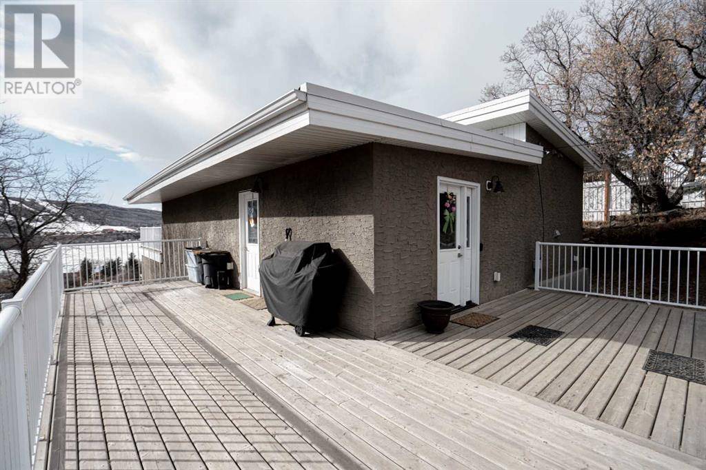 Peace River, AB T8S1K4,10811 103 Street