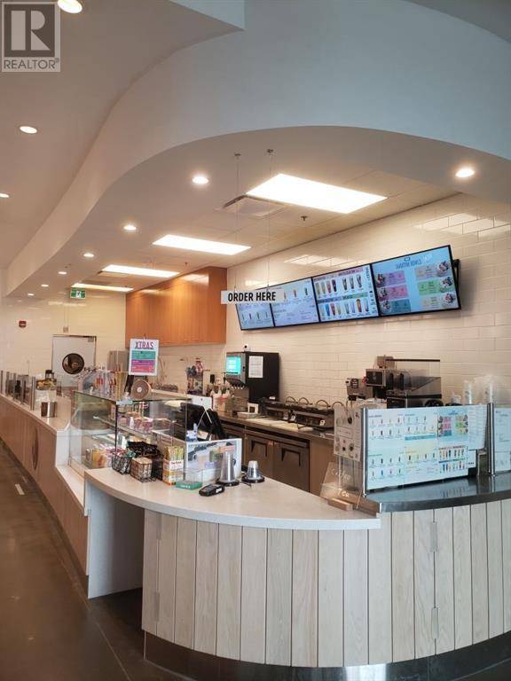 Lethbridge, AB T1J5L4,130, 74 Mauretania Road W