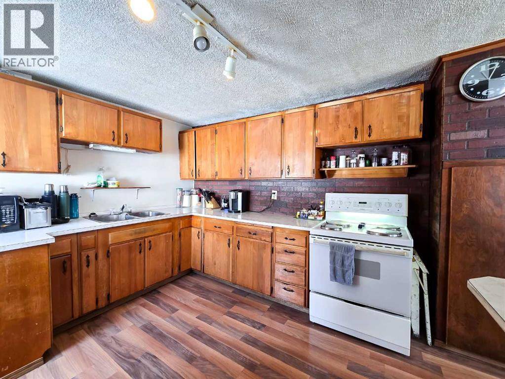 Coleman, AB T0K0M0,1201 83 Street