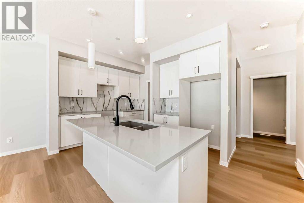Calgary, AB T3S0J5,34 Hotchkiss Row SE