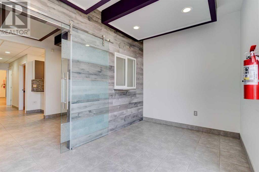 Grande Prairie, AB T8V6H2,104, 10920 84 Avenue