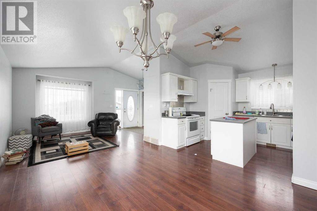 Fort Mcmurray, AB T9K0H7,153 Balsam Way