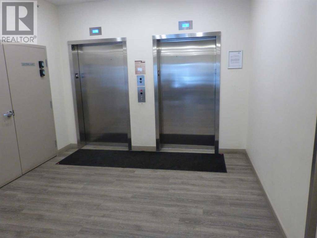 Calgary, AB T3N1T3,2102, 4641 128 Avenue NE