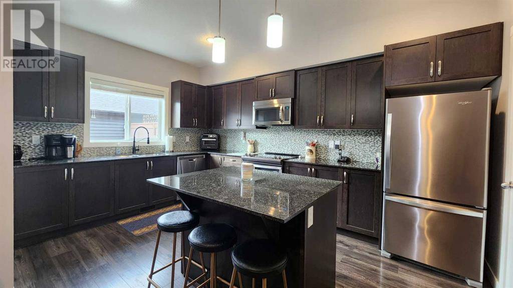 Airdrie, AB T4B4C9,389 Midtown Gate SW