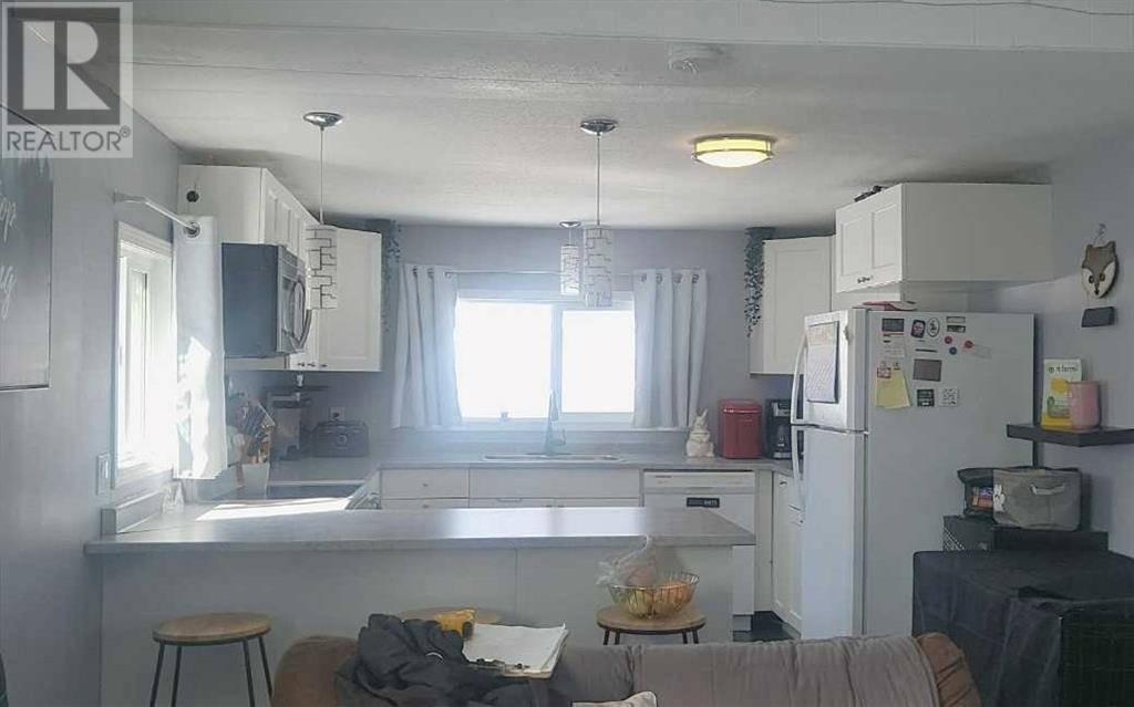 Hinton, AB T7V1R8,111, 133 Jarvis Street