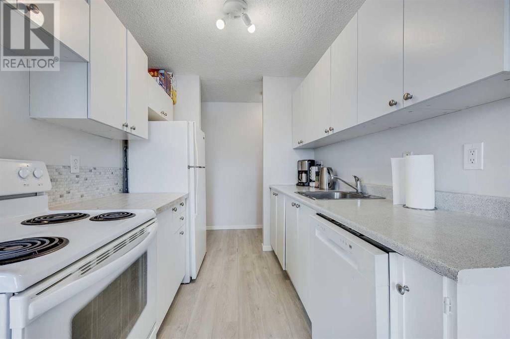 Calgary, AB T2S2H6,512, 11620 Elbow Drive SW
