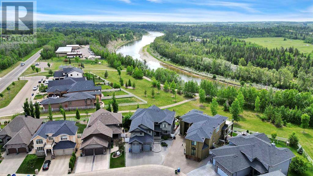 Red Deer, AB T4P0E7,18 Overand Place