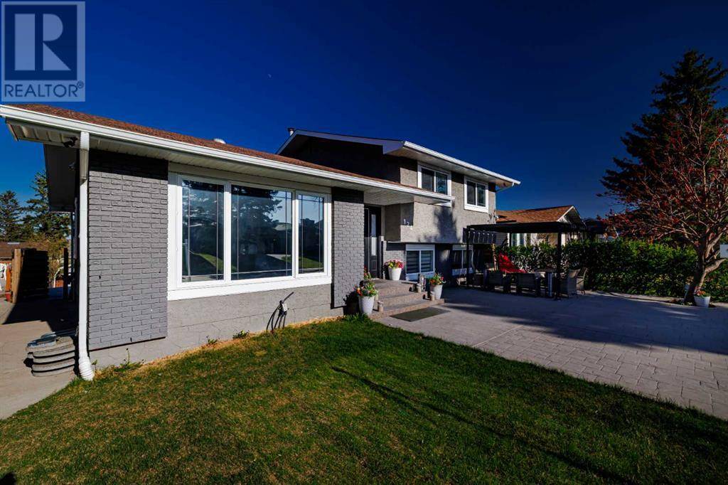 Calgary, AB T1Y2A7,124 Whiteside Crescent NE