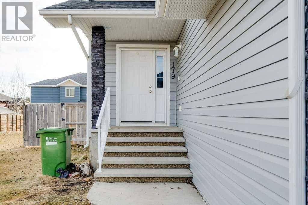 Red Deer, AB T4P0P5,179 Garrison Circle W