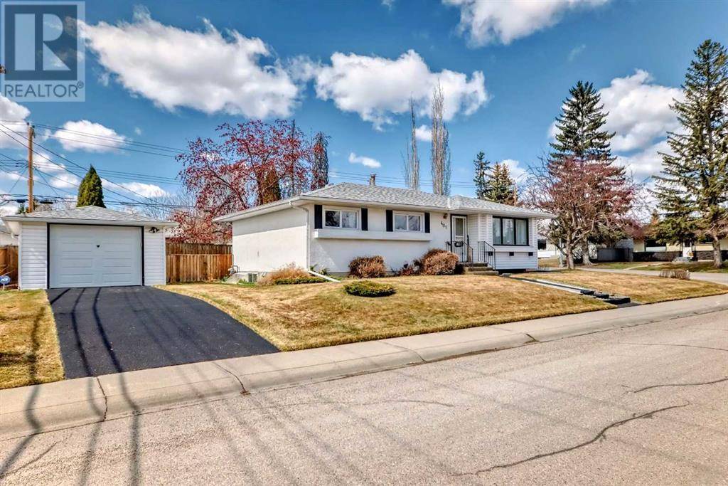 Calgary, AB T2J0Y4,401 Astoria Crescent SE