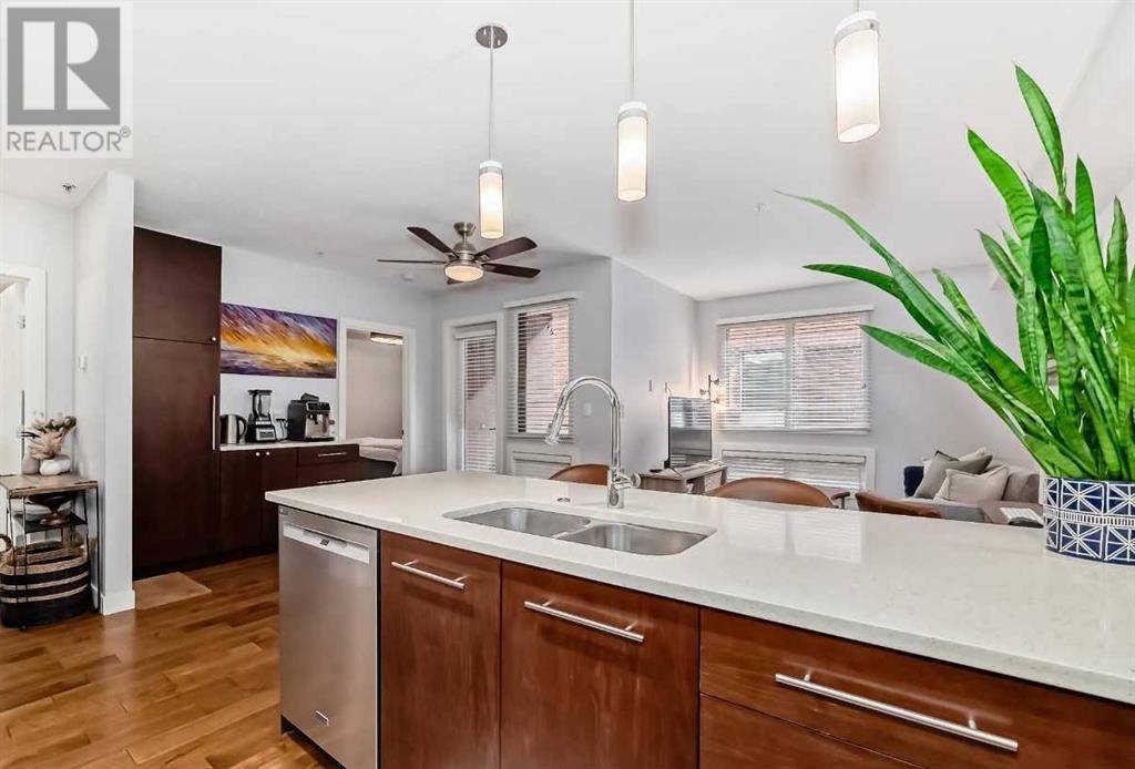Calgary, AB T2T0L3,310, 836 Royal Avenue SW