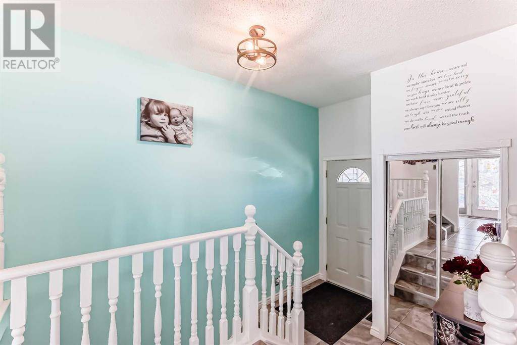 Calgary, AB T1Y1T9,5023 Whitehorn Drive NE