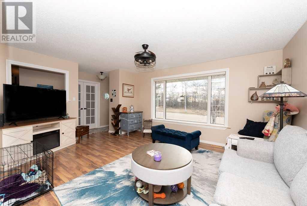 Athabasca, AB T9S1J7,5318 43 Avenue