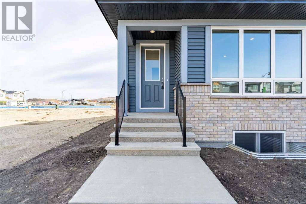 Calgary, AB T2X5G8,870 Creekside Boulevard SW