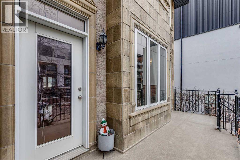 Calgary, AB T2T1Y6,1611 33 Avenue SW