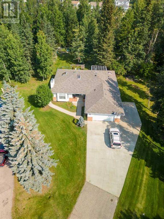 Whitecourt, AB T7S1H5,34 Ravine Drive