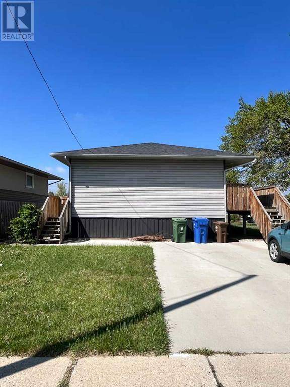 Taber, AB T1G1X3,5124 42 Avenue