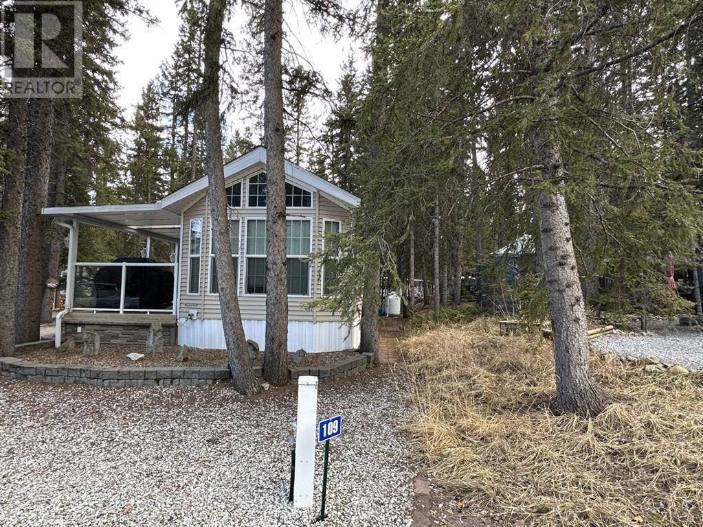 Rural Mountain View County, AB T0M1X0,2 Timber Drive