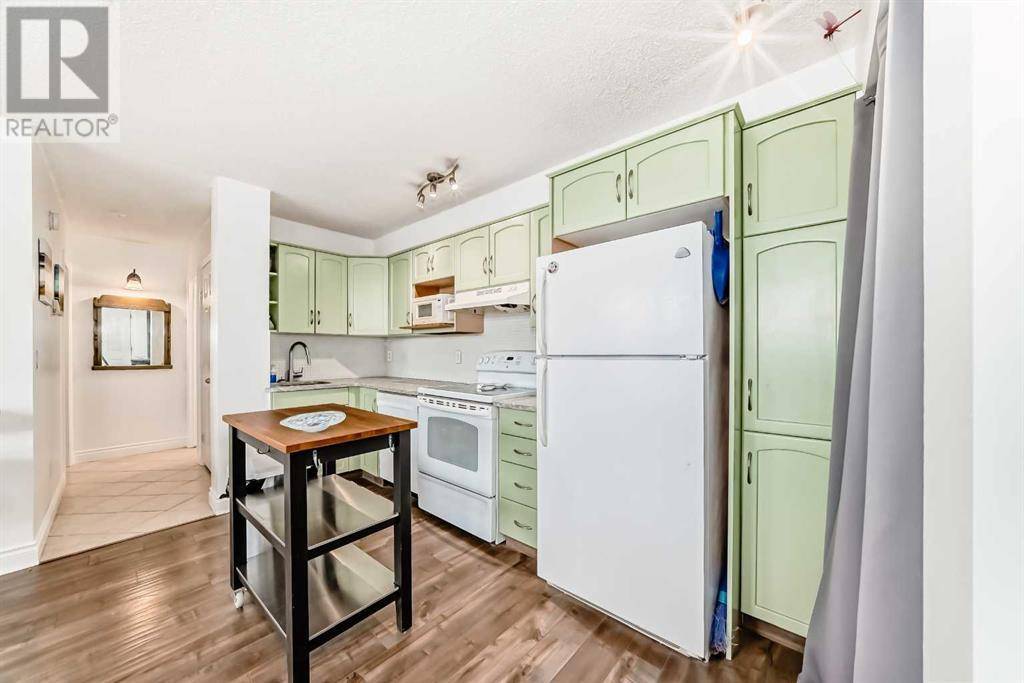 Calgary, AB T2T1E2,7, 1815 26 Avenue SW