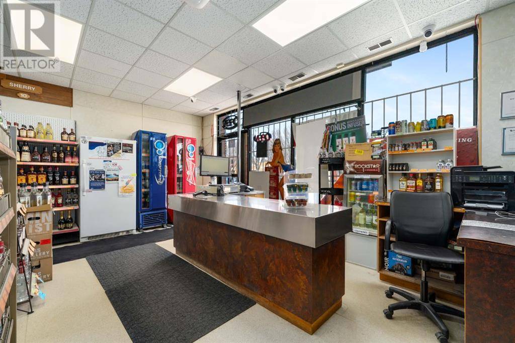Okotoks, AB T1S1J9,49 Elizabeth Street