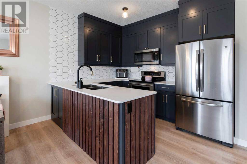 Airdrie, AB T4A0T3,140, 2802 Kings Heights Gate SE