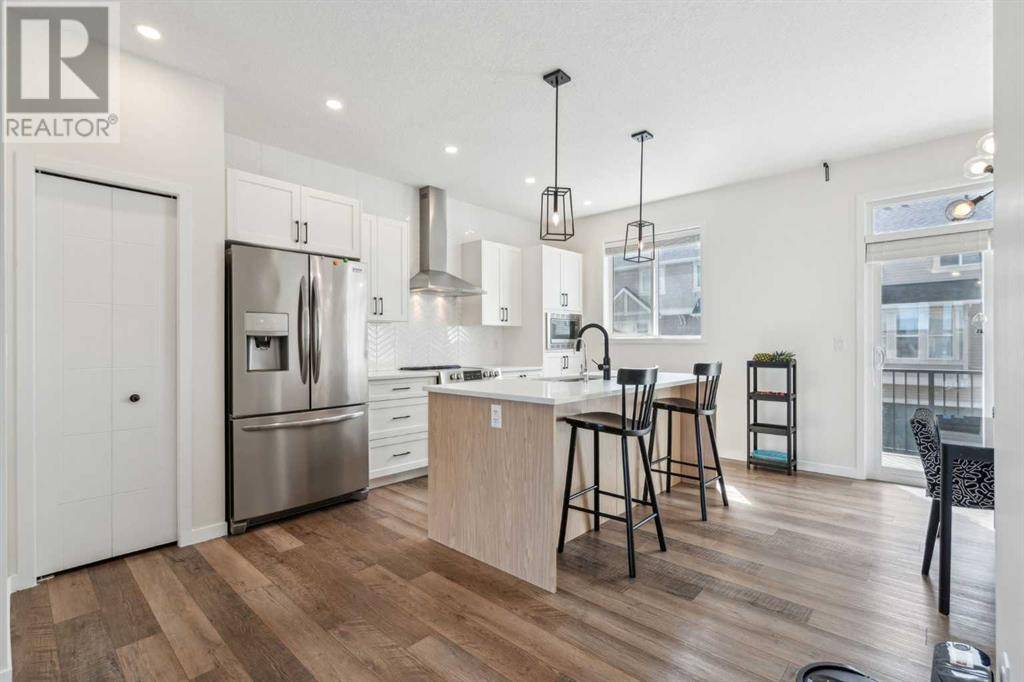 Airdrie, AB T4B5G8,237 South Point Park SW