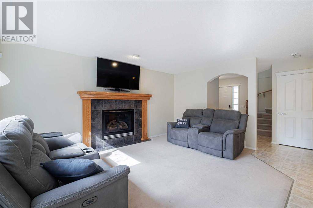 Calgary, AB T2Y4G6,198 Everwillow Close SW