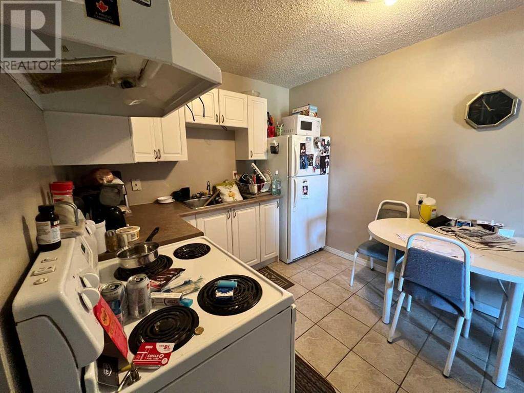 Camrose, AB T4V2M7,206, 114 Mount Pleasant Drive