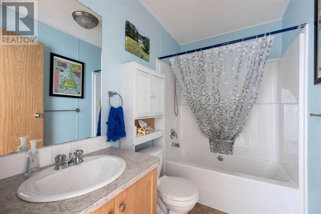 Fort Mcmurray, AB T9H2L5,209 Gregoire Crescent