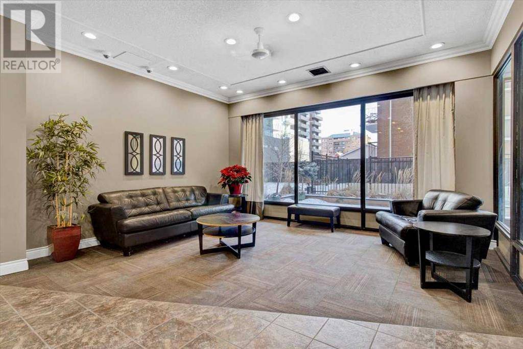 Calgary, AB T3C3N7,901, 1330 15 Avenue SW