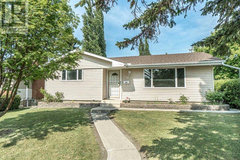 Calgary, AB T2L1M8,3328 Barr Road NW