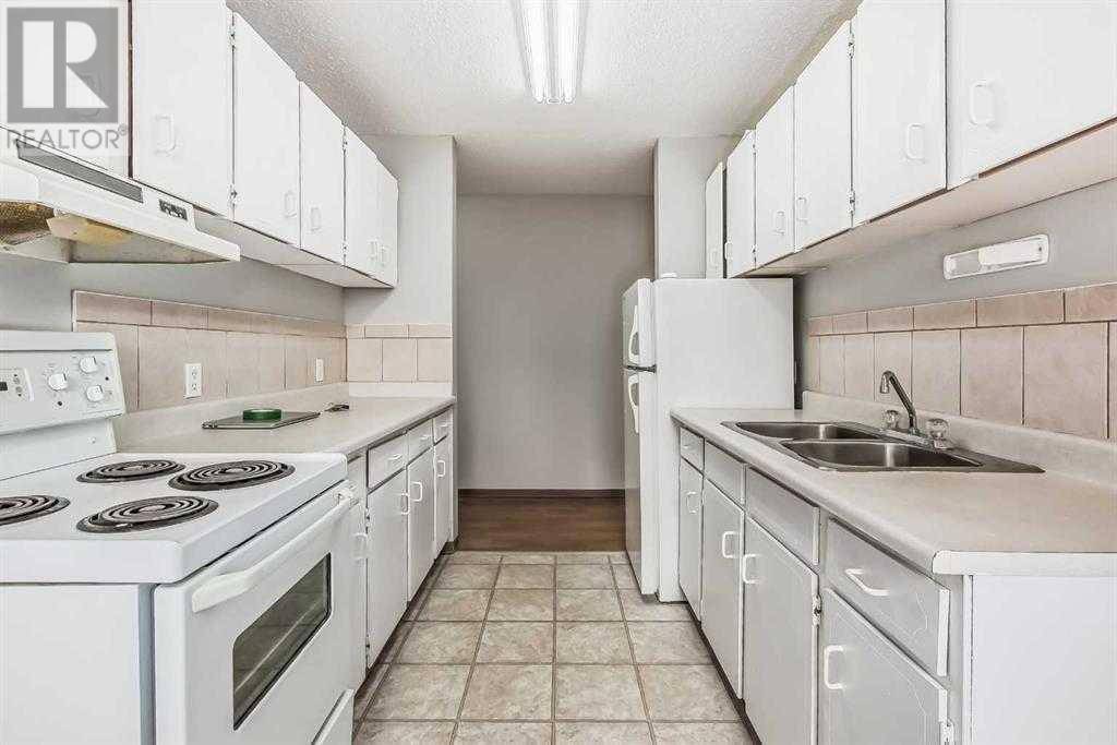 Calgary, AB T2X1A3,201, 4328 4 Street NW