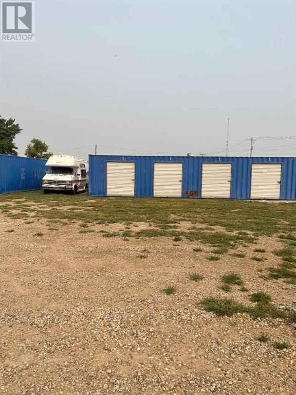 Redcliff, AB T0J2P0,301 Mitchell Street NE