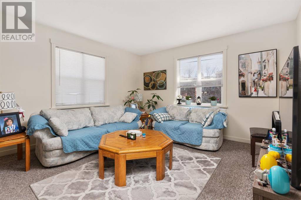 Camrose, AB T4V0G4,5402 47 Avenue