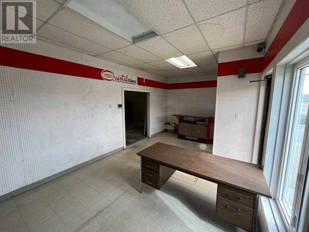 Ponoka, AB T4J1G1,5008 46 Ave