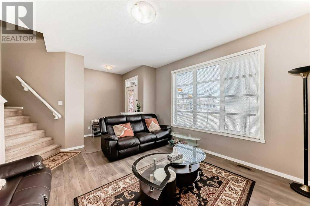 Calgary, AB T3J0W1,67 Savanna Street NE